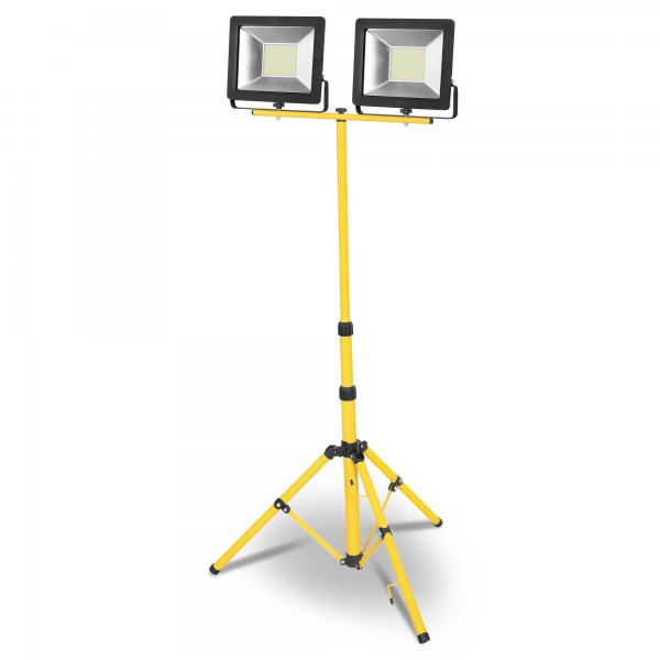 Proyector led tripode 5mt.2x30w.fria